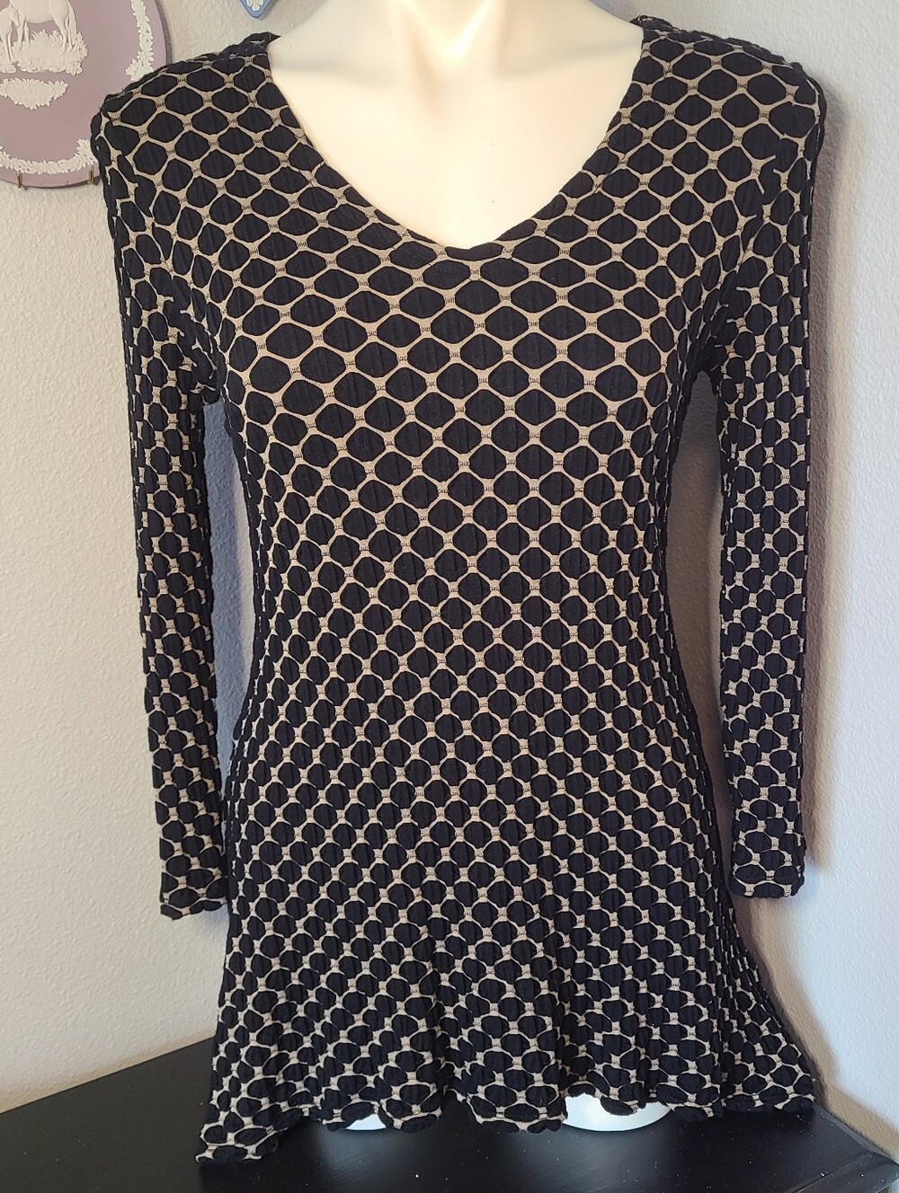 Tianello Geometric Swing Tunic Top Made in USA Women's Medium Black Beige Boho